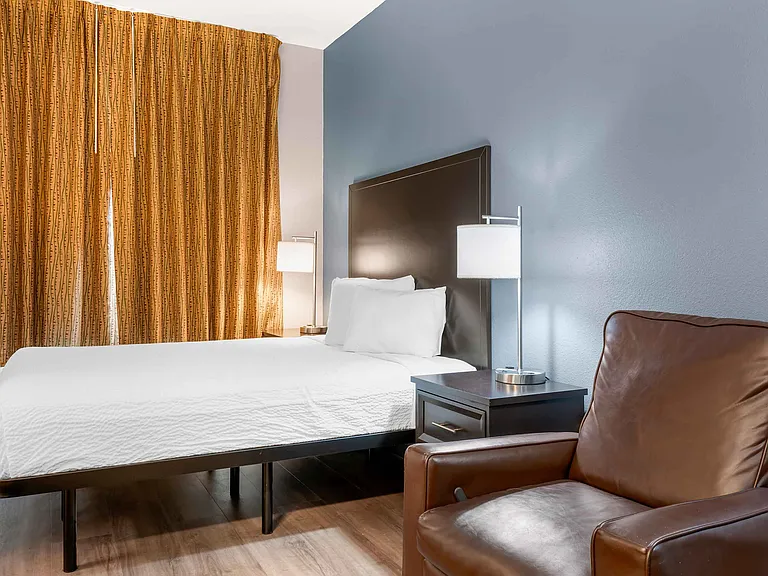 Studio Suite - 1 King Bed