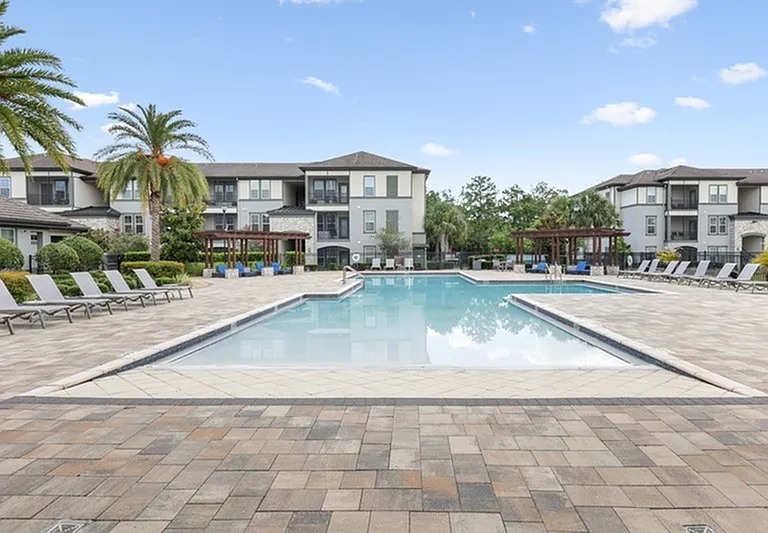 Lantower Grande Pines — Photo 2
