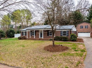 117 Creekside Dr, Morganton, NC 28655