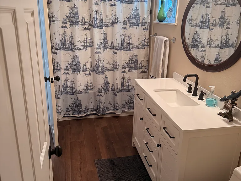 2235 Meyer Pl — Photo 8