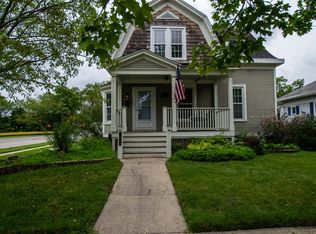 1004 Tolman St, Lake Geneva, WI 53147