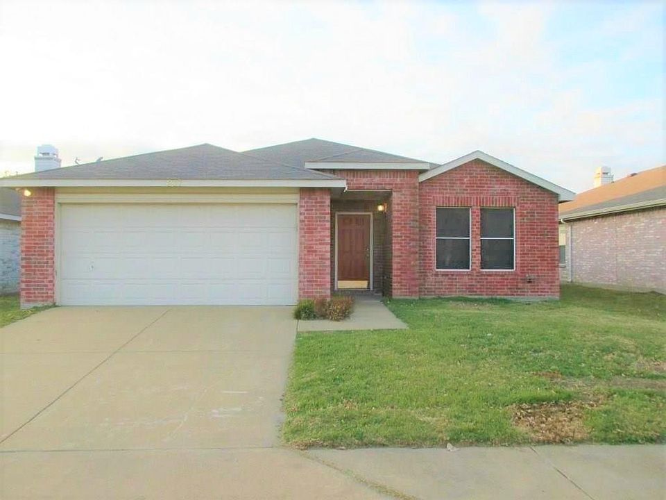 1st image of 237 Stoneridge Dr