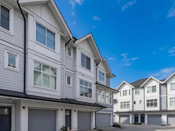 21688 52nd Ave #17, Langley, BC V2Y 1L7