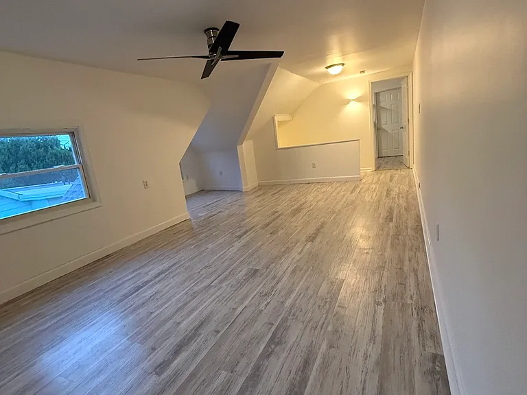 528 2nd St #2 — Photo 4