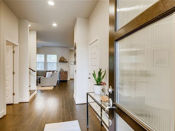 4th image of 12229 Cottage Promenade Ct