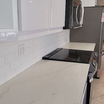 5th image of 6020 Bay Isles Dr