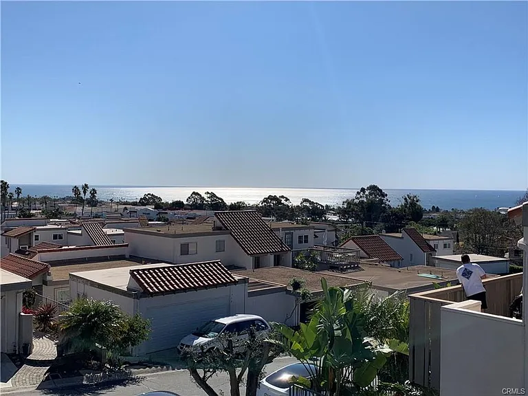 721 Calle Perlino — Photo 1