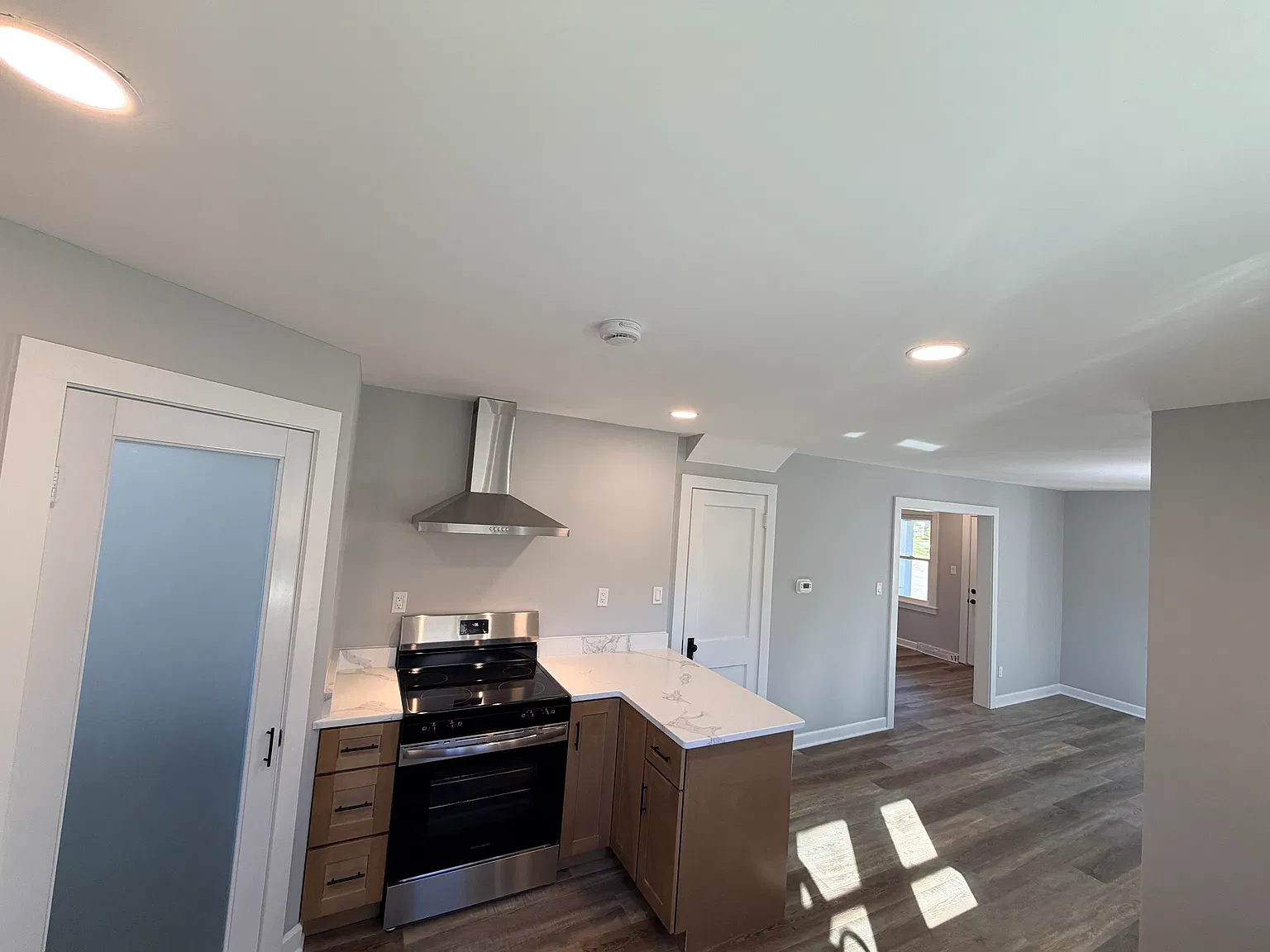 4 bed, 1440 sqft, $2,950 — Photo 4