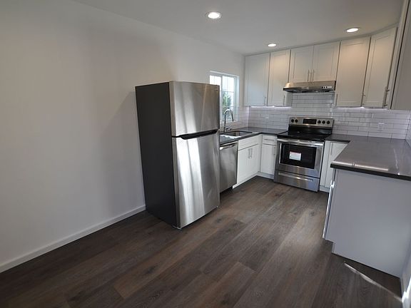 3rd image of 655 Fairmont Ave #B