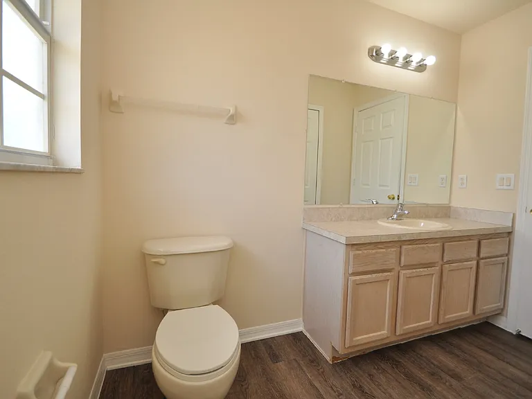 5 Wells Pl #A — Photo 29