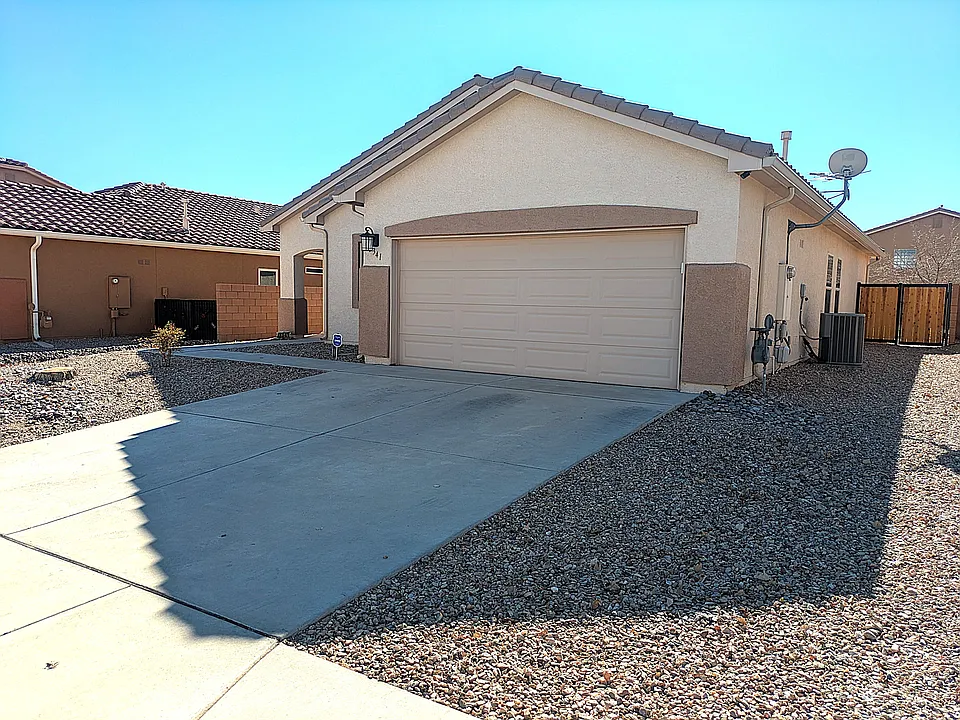 3341 Campfire St