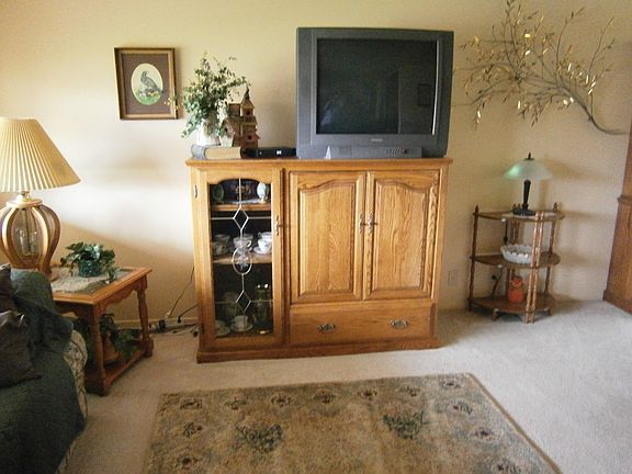 5th image of 10718 Vincent Dr