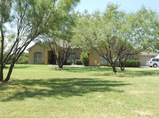 1518 Chaparral Rd, Burkburnett, TX 76354