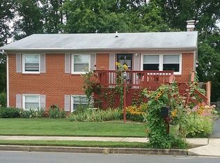 12904 Kerrydale Rd, Woodbridge, VA 22193