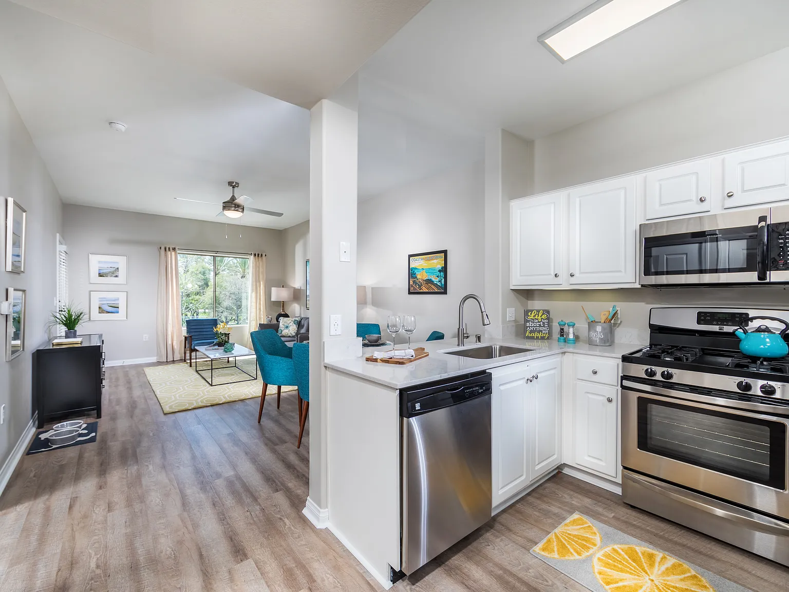 Overture Rancho Santa Margarita 55+ Apartment Homes — Photo 3