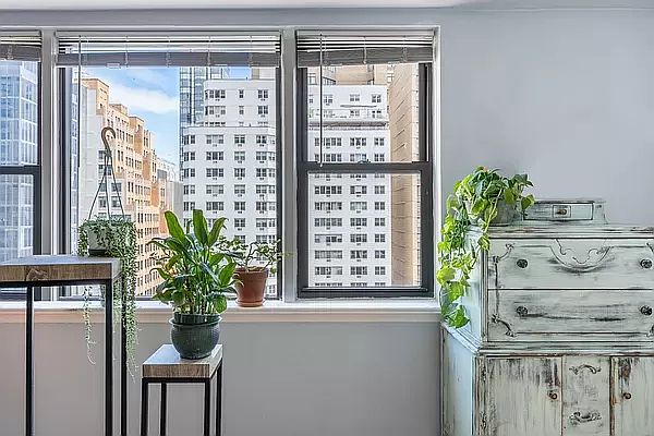 1st image of 240 E 46th St APT 12B