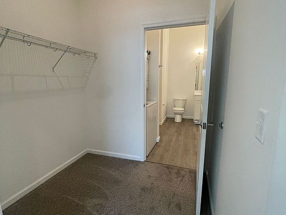 5th image of 224 N Front St Unit 102
