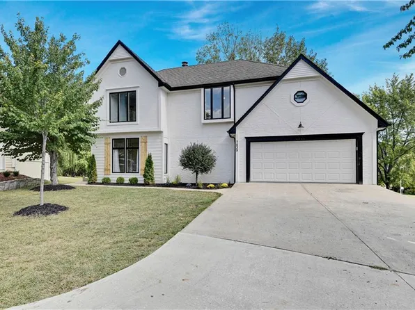 7839 Park St, Shawnee, KS 66216