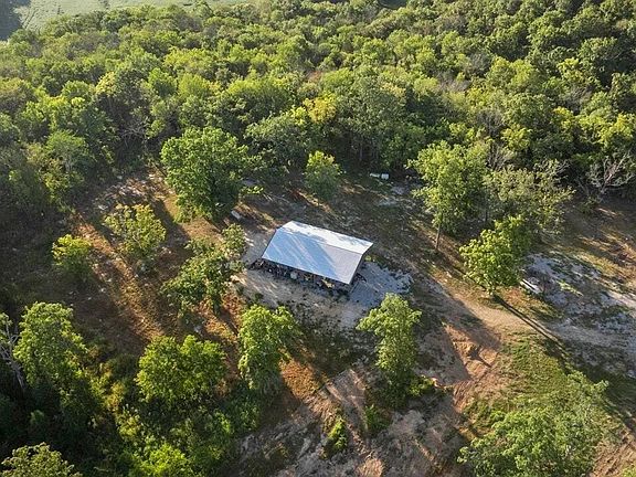 3rd image of 1345 Jenkins Rd Tract 3