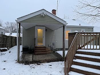 5th image of 251 Edgevale Rd