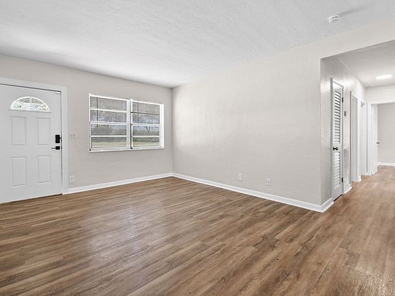 3rd image of 838 45th St