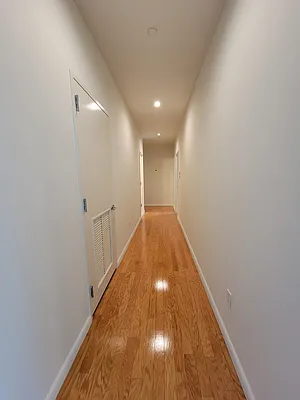 Rented by Algin Management | media 28