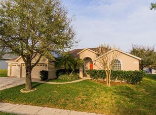 2545 Holly Berry Cir, Clermont, FL 34711