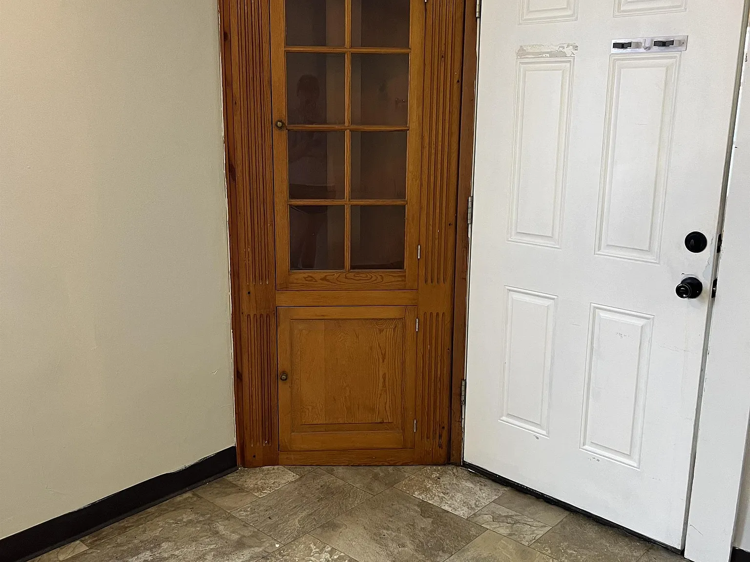 3809 Harrison Avenue — Photo 4