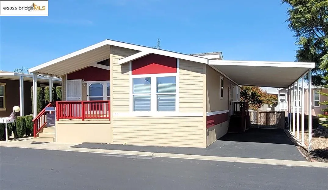 3660 Walnut Blvd Trailer 57 photo 1
