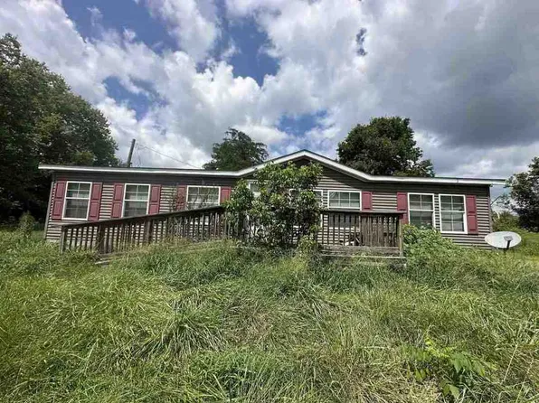 27 Charlie Brown Rd, Paint Lick, KY 40461