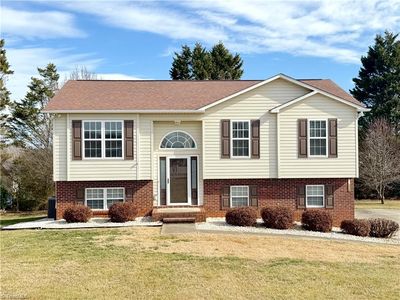 1144 Northwood Church Rd, Yadkinville, NC, 27055
