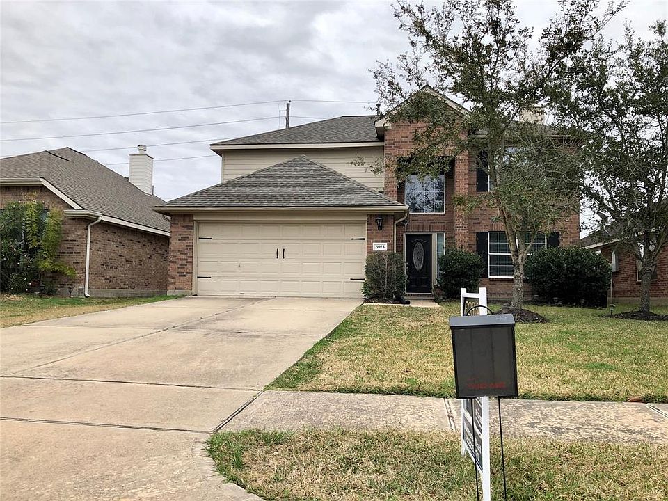 1st image of 6923 Great Oaks Shadow Dr