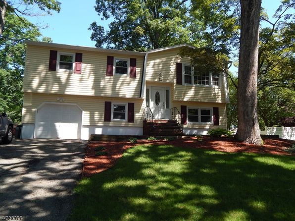 12 Adair St