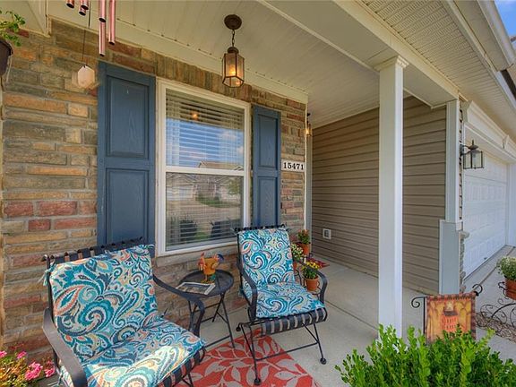 2nd image of 15471 Sandlands Cir