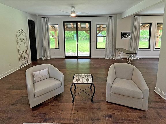 5th image of 8860 Sharp Rd