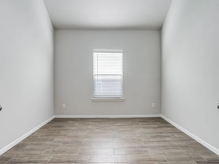 13140 Mizell Ln — Photo 12