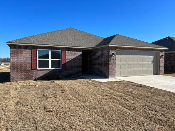 922 W Aiden Dr, Siloam Springs, AR 72761