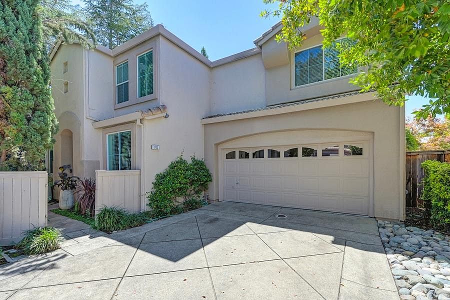 1st image of 205 Pacific Oak Ct