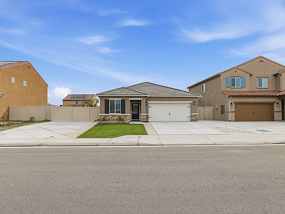 4th image of 7812 Strawberry Ln