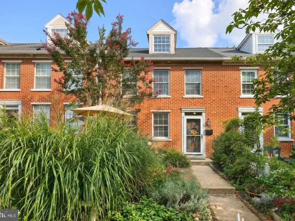 341 W Newton Ave, York, PA 17401
