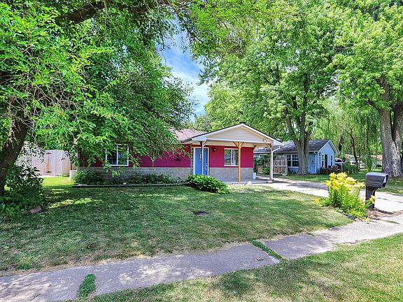 3rd image of 2564 Eagledale Dr