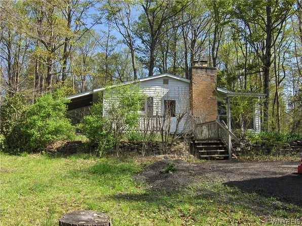 3432 Wepax Rd, Eden, NY 14057