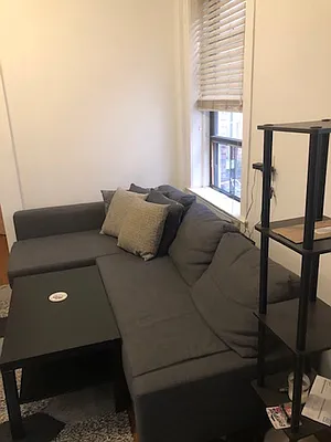 Rented by Aryeh Realty | media 18