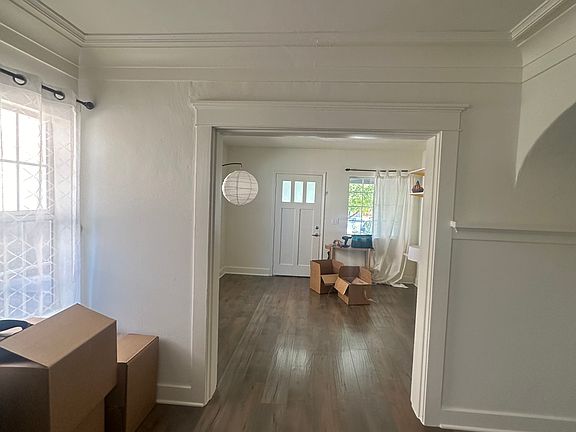 3rd image of 331 Newland St