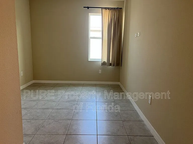 10376 SW 99th St — Photo 59