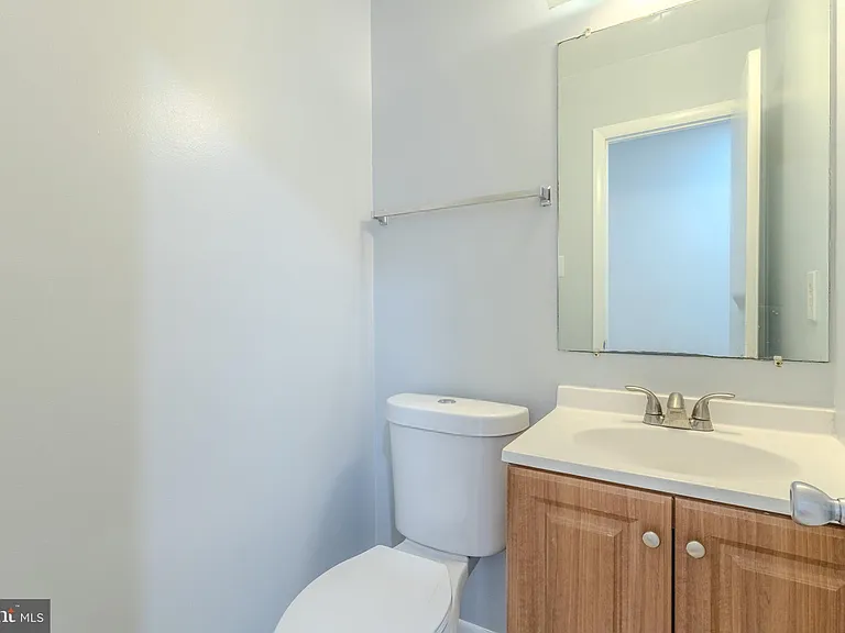 398 Harry S Truman Dr #270 — Photo 3