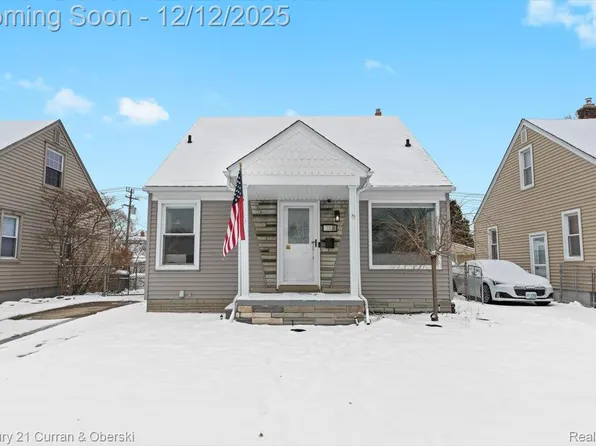 3304 Chestnut St, Dearborn, MI 48124