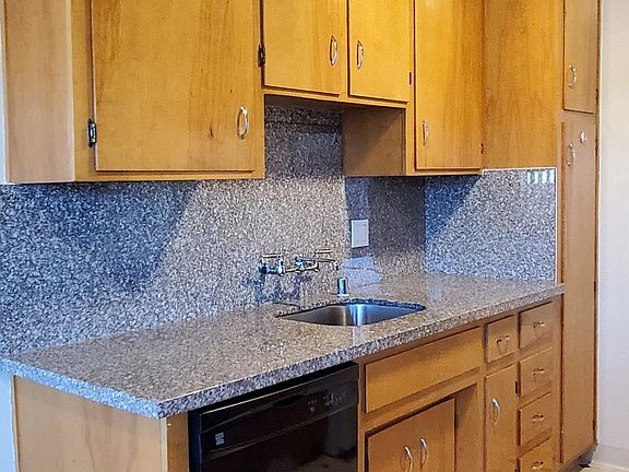 2nd image of 1024 Valencia Ave #Qhd8rb62k