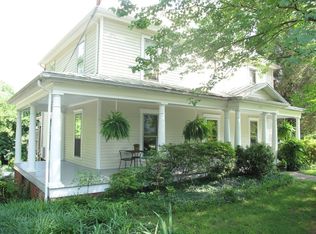 602 N Main St, Davidson, NC 28036