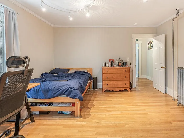 111 Chestnut St #1 — Photo 24